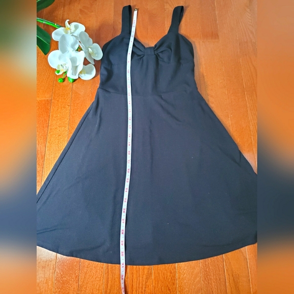 black wide strap loose dress - Picture 5 of 7